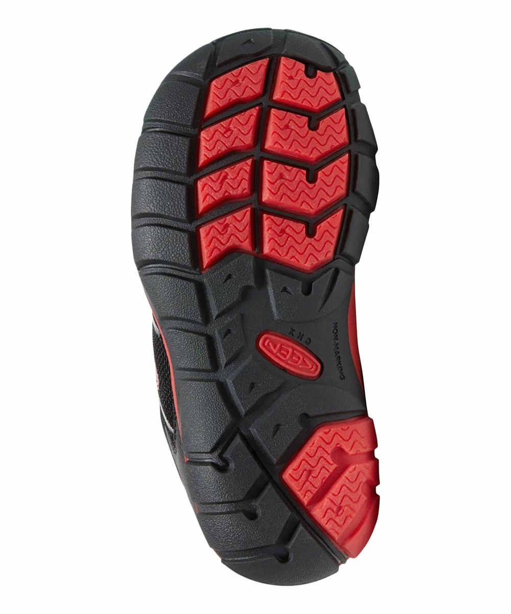 Best Sale π― KEEN Black & Red Carpet Chandler 2 CNX π Sneaker - Boys For Kids π - Image 5