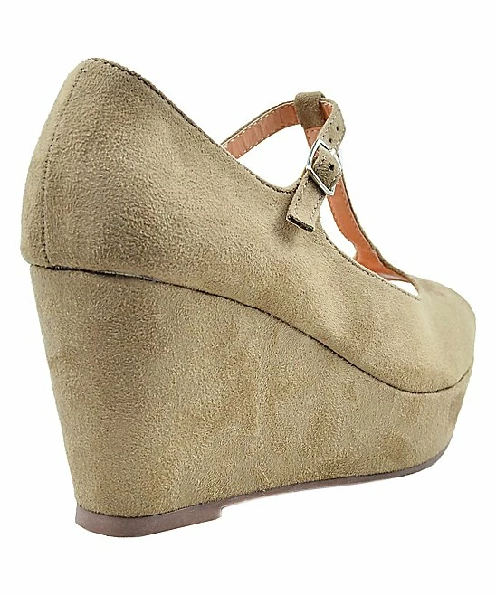 Brand new β€οΈ Chase & Chloe Taupe Suede Keen π©΄ Sandal - π© Women π₯ 6 Brand new β€οΈ Chase & Chloe Taupe Suede Keen π©΄ Sandal - π© Women π₯ - Image 4